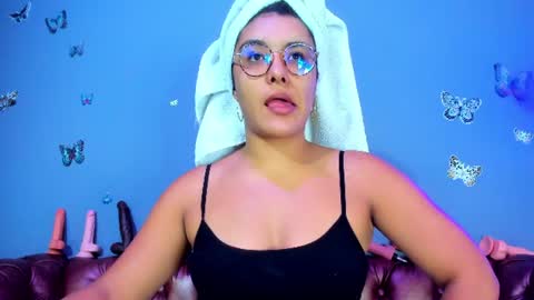 kaira_mosse_ online show from 07-02-26, 11:49