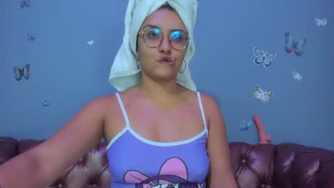 kaira_mosse_ online show from 07-26-26, 11:39