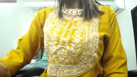 Kaira online show from 04-13-26, 12:32