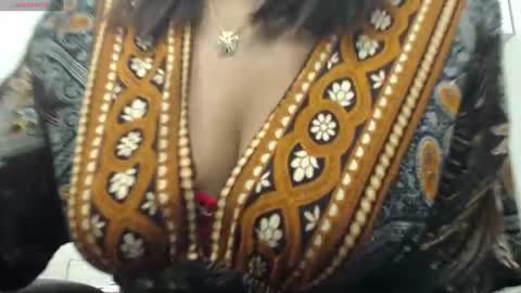 Kaira online show from 06-10-26, 12:04