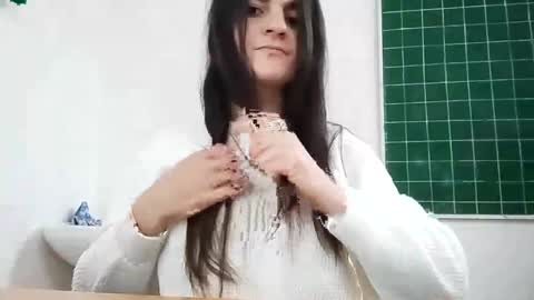 Snapshot of kairastar chatting on 10-10-25, 10:25 Milana online show from 10-10-25, 10:25