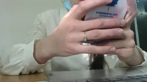 Snapshot of kairastar chatting on 04-21-26, 12:22 Milana online show from 04-21-26, 12:22