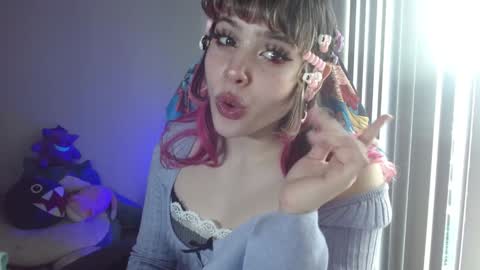 Snapshot of kairilovescumm chatting on 01-11-25, 10:29 Kairi online show from 01-11-25, 10:29