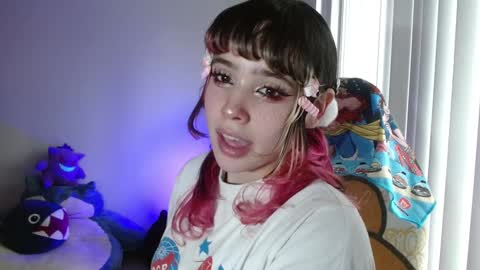 Snapshot of kairilovescumm chatting on 01-13-25, 08:58 Kairi online show from 01-13-25, 08:58