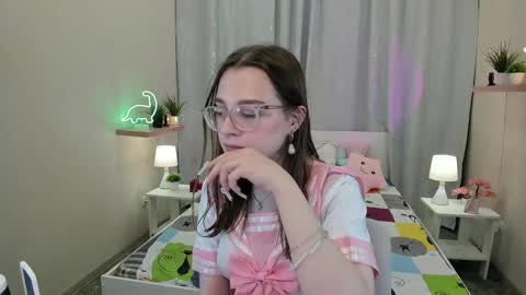 Kaisa online show from 03-10-25, 02:28