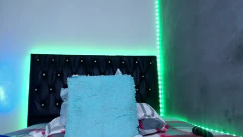 Snapshot of kaisalov chatting on 07-02-26, 09:32 Kaisa online show from 07-02-26, 09:32