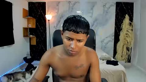 Snapshot of kaiser_alpha777 chatting on 04-08-26, 11:48 kaiser_alpha777 online show from 04-08-26, 11:48