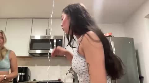 Kaitlyn Beckham online show from 09-17-25, 02:02