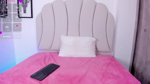 Snapshot of kaity_layne chatting on 01-29-25, 04:36 Kaity Lane online show from 01-29-25, 04:36