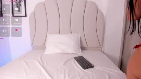 Snapshot of kaity_layne chatting on 02-11-25, 02:14 Kaity Lane online show from 02-11-25, 02:14