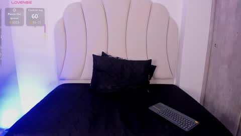 Snapshot of kaity_layne chatting on 09-10-25, 10:54 Kaity Lane online show from 09-10-25, 10:54