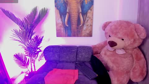 Kaity Lane online show from 04-12-26, 12:04