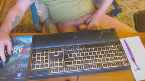 Snapshot of kaiuty chatting on 01-16-25, 04:50 Leon online show from 01-16-25, 04:50