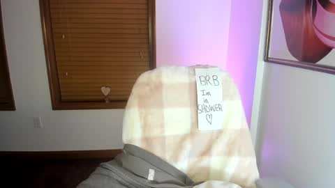 Kaiya    online show from 03-08-25, 02:01