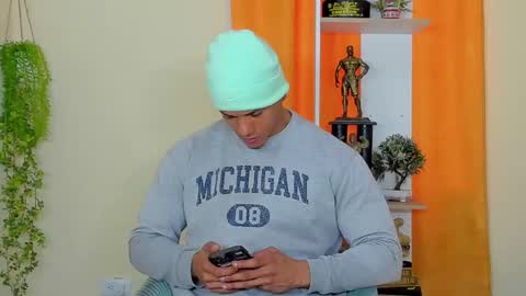 kale thomson online show from 12-03-24, 12:27