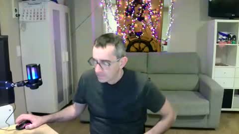 MusicMen49 online show from 01-01-25, 10:46