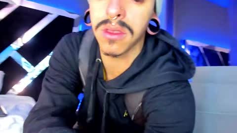 Kale online show from 12-23-25, 11:08