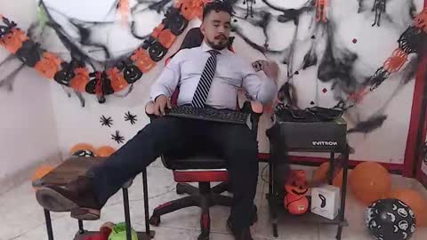 Kaleth online show from 10-21-25, 08:53