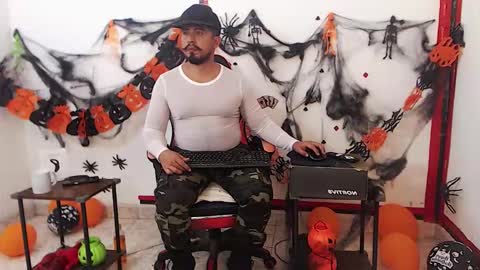 Kaleth online show from 11-01-25, 05:42