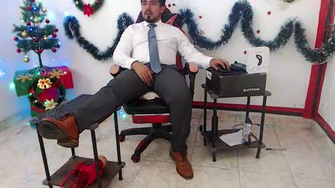 Kaleth online show from 11-24-25, 04:23