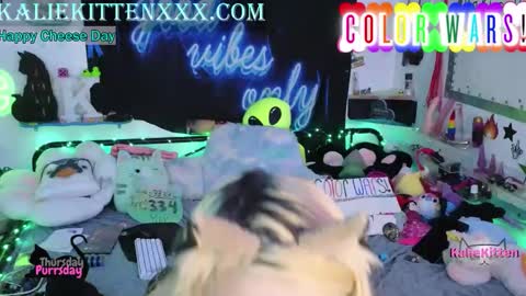 KalieKitten online show from 06-04-26, 11:33