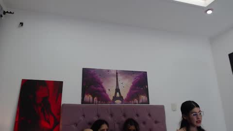 Snapshot of kalifa_20 chatting on 03-12-25, 05:24 kalifa 20 online show from 03-12-25, 05:24