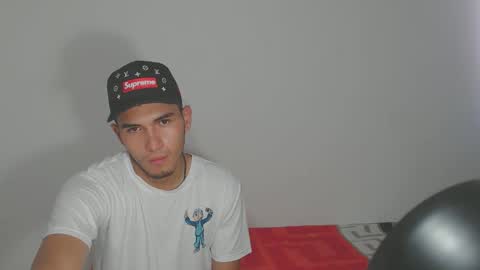 kalifah_ online show from 04-09-26, 12:32