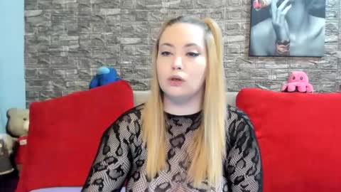 kalindahot online show from 10-22-25, 06:29