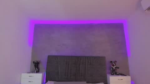 Carolina   online show from 12-19-24, 07:07