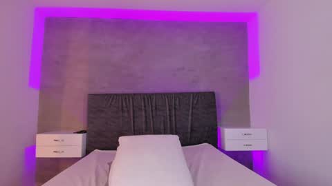 Carolina   online show from 02-03-25, 06:49