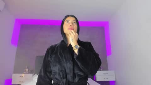 Carolina   online show from 03-08-25, 06:16