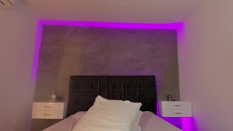 Carolina   online show from 03-11-25, 06:08