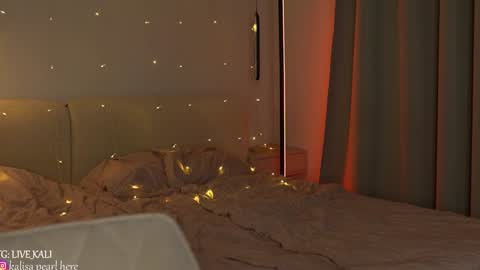 Please call me Kalisa online show from 12-21-24, 07:49