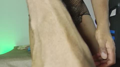 KALUANA URBANO online show from 03-25-26, 02:39