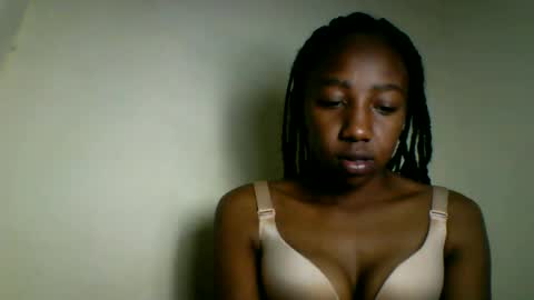 Snapshot of kalyssia_belle chatting on 07-06-26, 10:45 kalyssia_belle online show from 07-06-26, 10:45