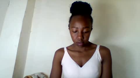 Snapshot of kalyssia_belle chatting on 07-17-26, 02:34 kalyssia_belle online show from 07-17-26, 02:34