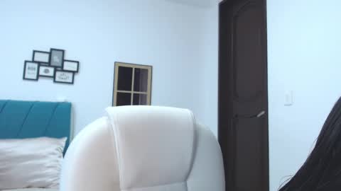 Snapshot of kam_lopez chatting on 01-12-25, 09:08 Kamilalopez online show from 01-12-25, 09:08