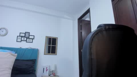 Snapshot of kam_lopez chatting on 09-23-25, 10:02 Kamilalopez online show from 09-23-25, 10:02