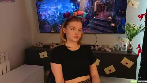 Emily online show from 05-18-26, 06:08