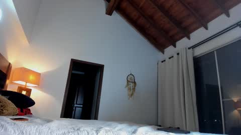 Snapshot of kamari_gaia chatting on 02-24-26, 01:47 Alma online show from 02-24-26, 01:47