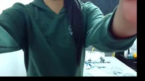 Snapshot of kamgomezxox chatting on 03-08-25, 06:32 kamgomezxox online show from 03-08-25, 06:32