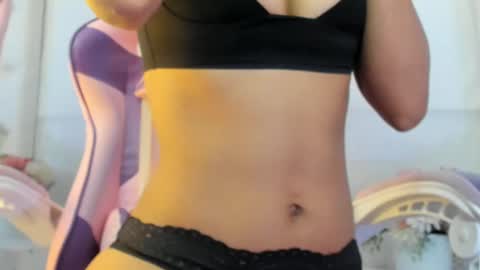    online show from 03-11-25, 12:17