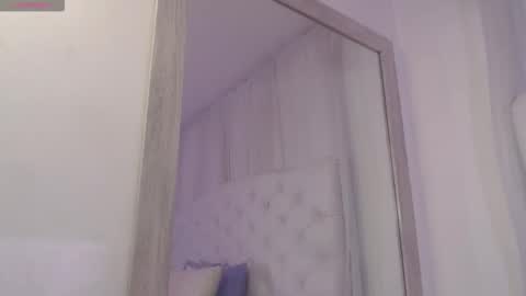    online show from 10-21-25, 02:18