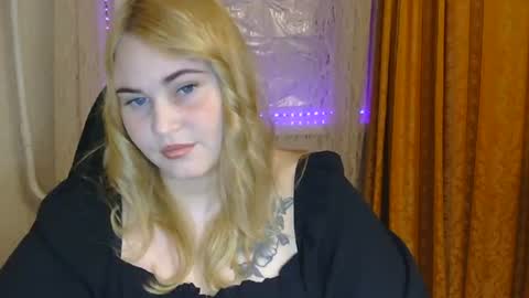 KamilaBlonde online show from 07-28-26, 06:20