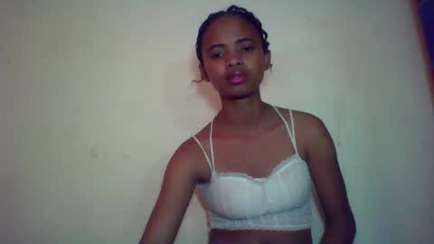 kamillah69 online show from 11-14-25, 06:34