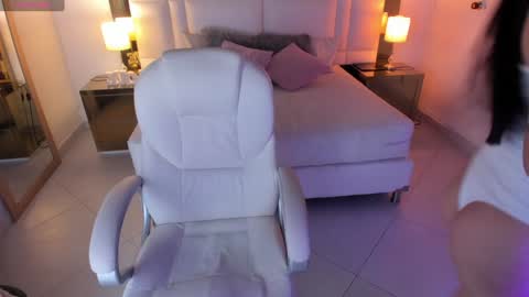 Kamila online show from 01-24-25, 03:13