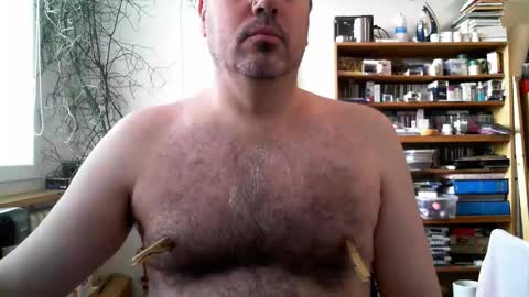 Snapshot of kamiluc1974_2 chatting on 10-30-25, 09:00 Kamil Lipovy online show from 10-30-25, 09:00