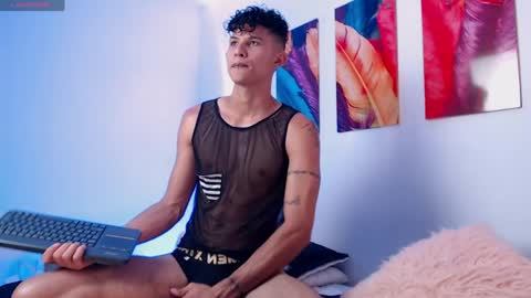 Kami online show from 04-08-26, 06:52