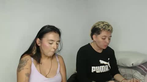 kammy   y   camila online show from 03-25-26, 01:11