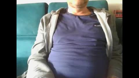 Snapshot of kanaletto chatting on 04-03-26, 11:19 Mario online show from 04-03-26, 11:19